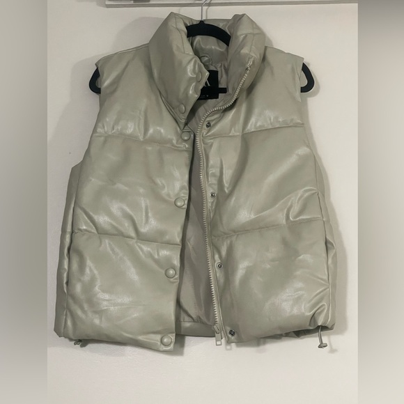 Zara Jackets & Blazers - ZARA vegan leather puffer Vest, sz S